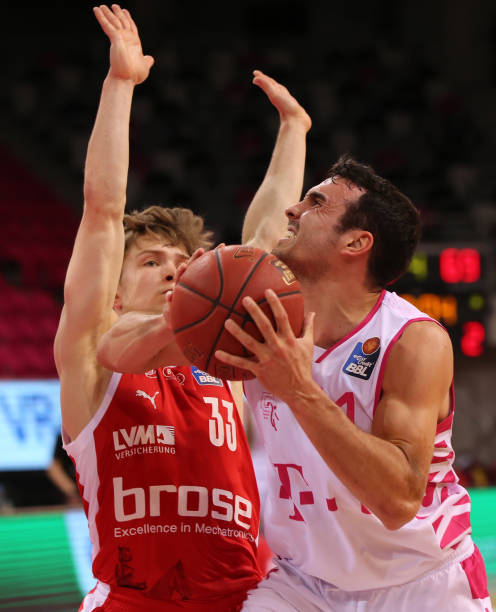 P评定值居 P评定值居