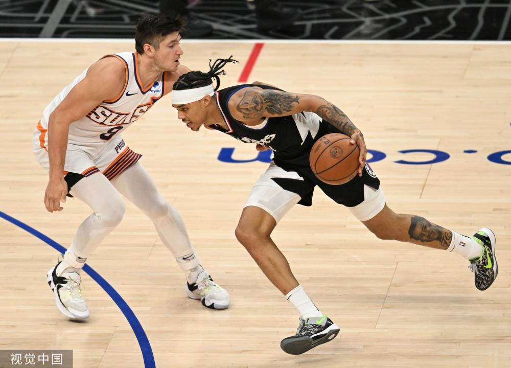 中看到更多 中看到更多